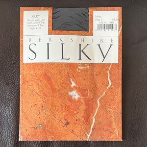 Berkshire Silky Panty Hose Control Top Color Navy Size 2 Sheer Lycra Leg